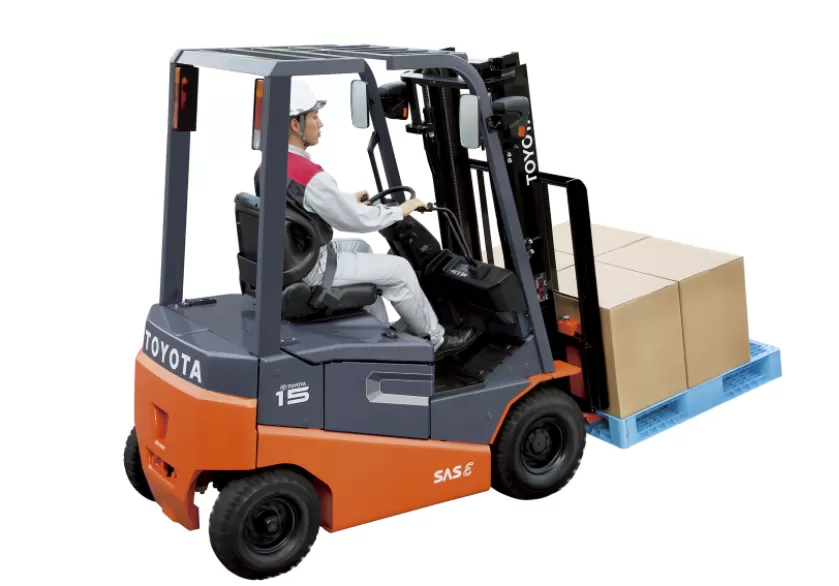 Kích Thước Xe Nâng Hàng 1.5 Tấn Ảnh Hưởng Tới Việc Thiết Kế Kho Bãi