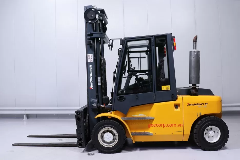 Mua Bán Xe Nâng Caterpillar Mới Hàng Nhập Khẩu Tại Bình Phước