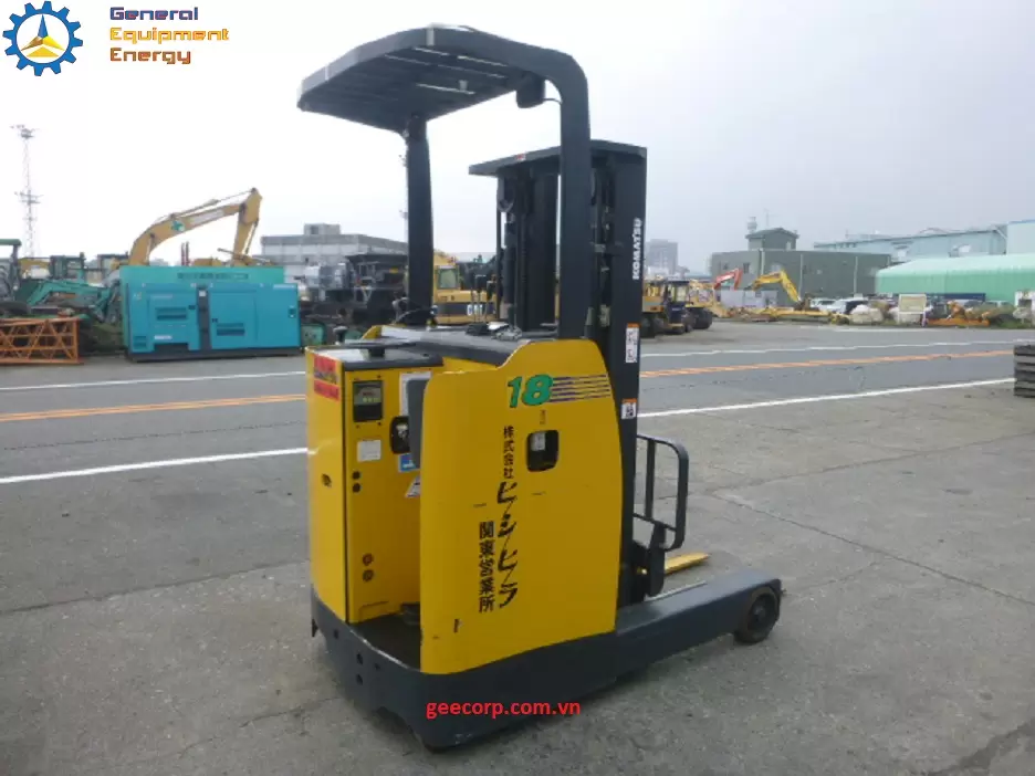 Thuê Xe Nâng Tay Cụm Công Nghiệp Thạnh Lộc Kiên Giang