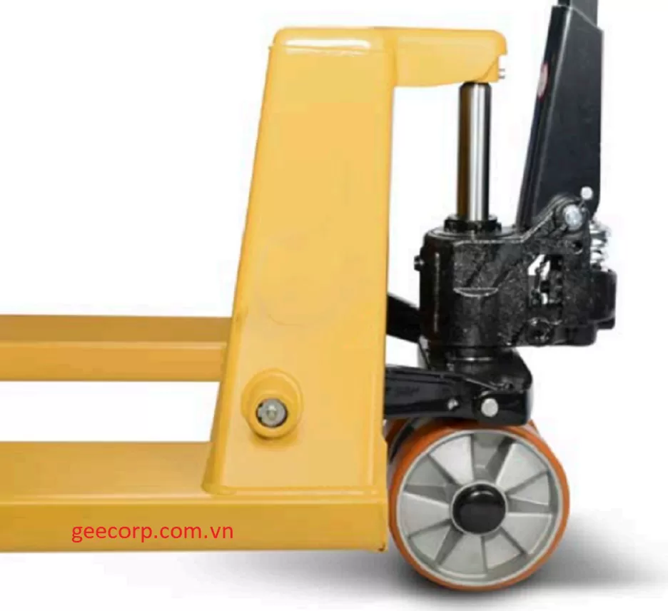 Bảng Giá Xe Nâng Điện Khu Công Nghiệp Linh Trung I TP HCM