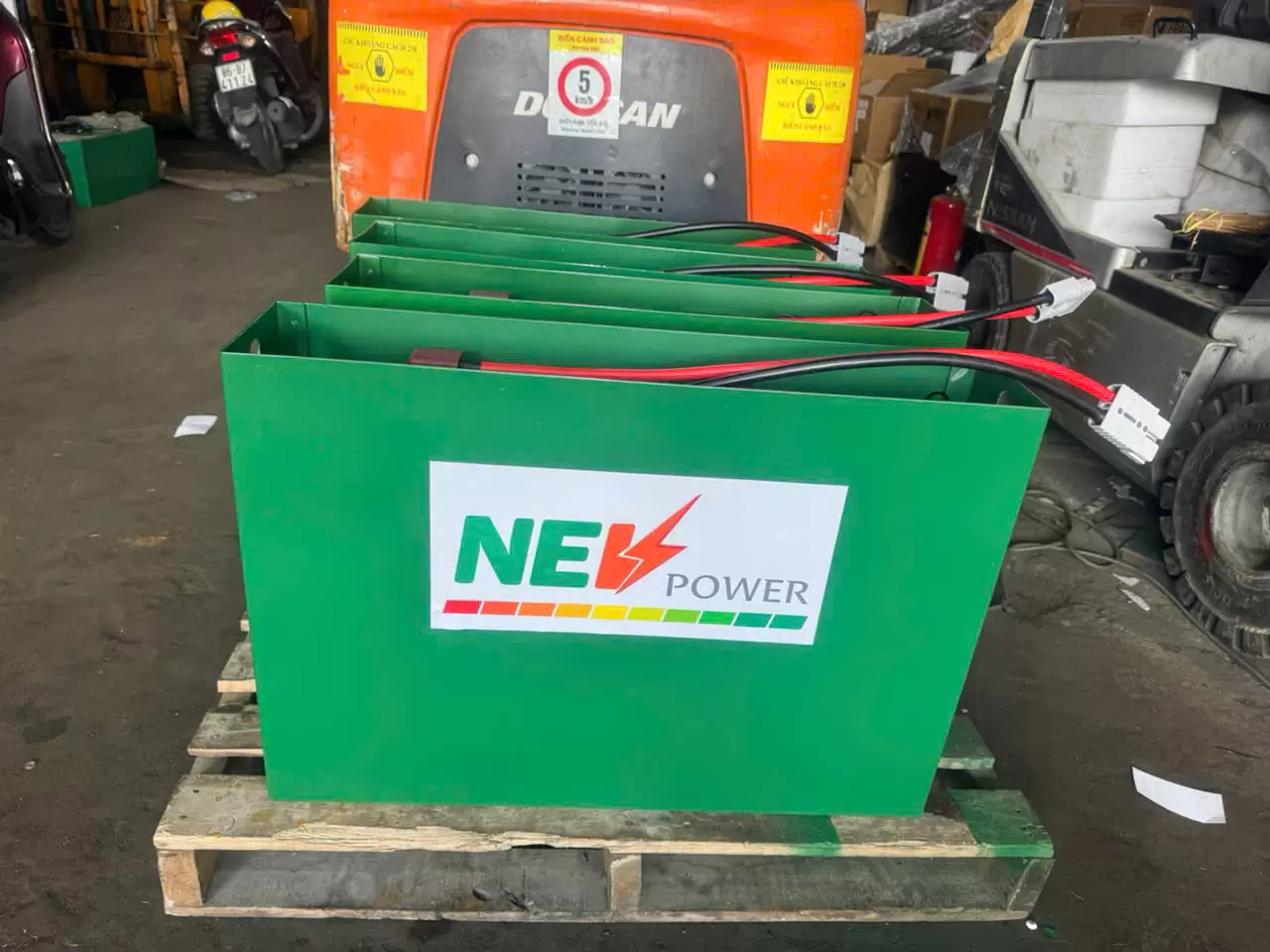 Acquy-xe-nang-lithium