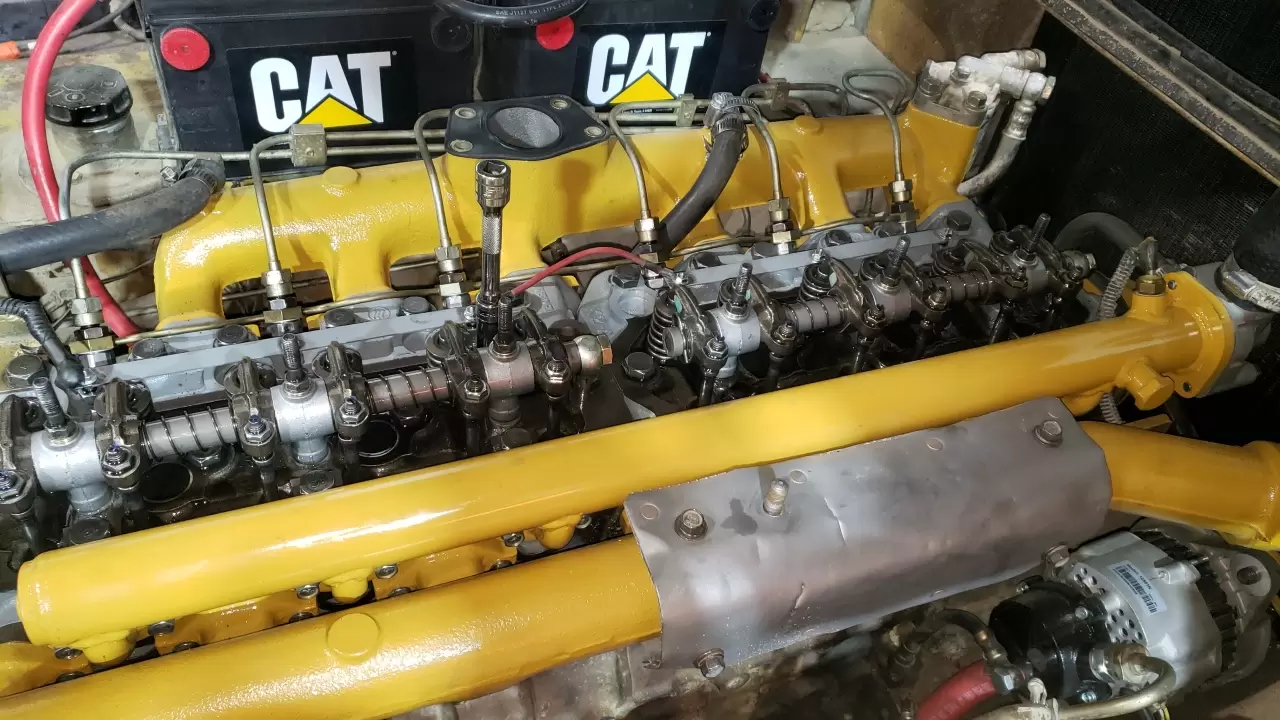 dai-tu-dong-co-xe-nang